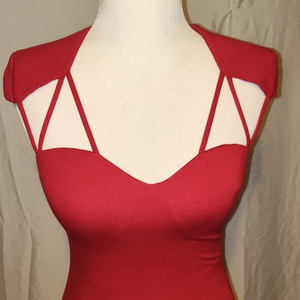 Guess Red cap-sleeve strappy dress size S - Picture 2 of 9